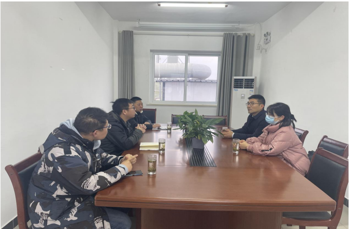 副区长程丽群、万顺利深入双益开展节前慰问检查